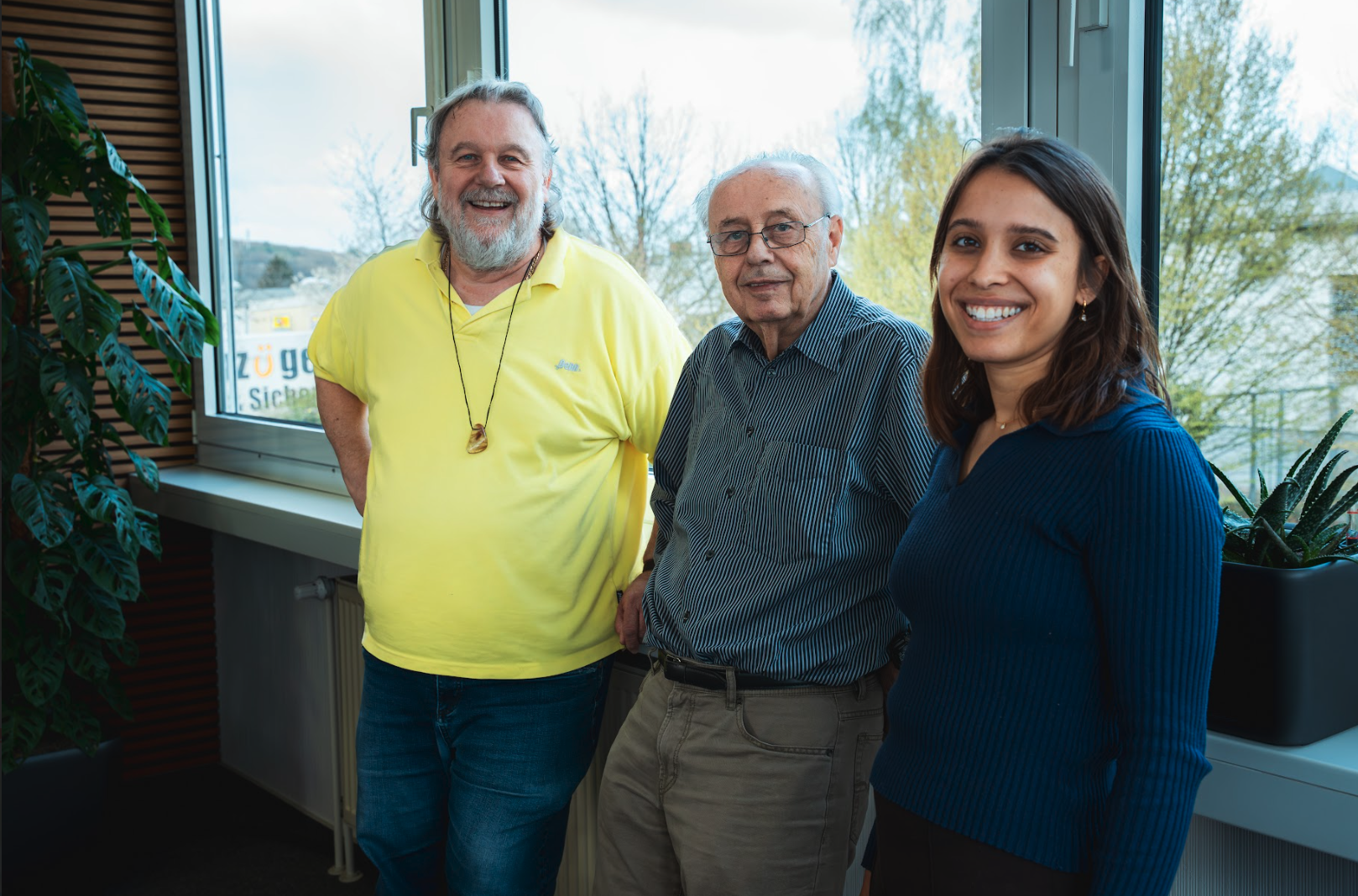 Team von D+K Ingenieurbüro im Büro in Bad Nauheim